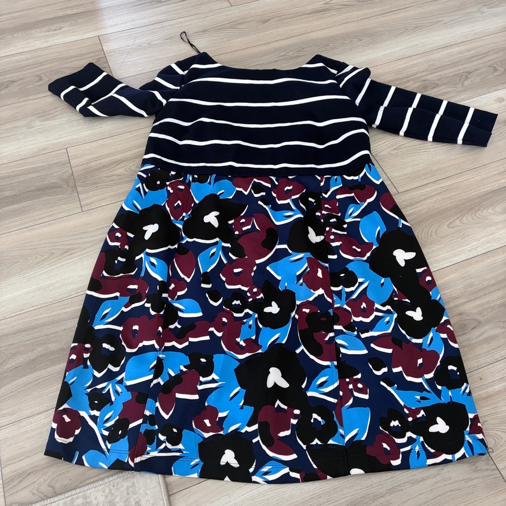 A Pea in the Pod Taylor Maternity Dress Navy Striped Floral Blue Burgundy Large